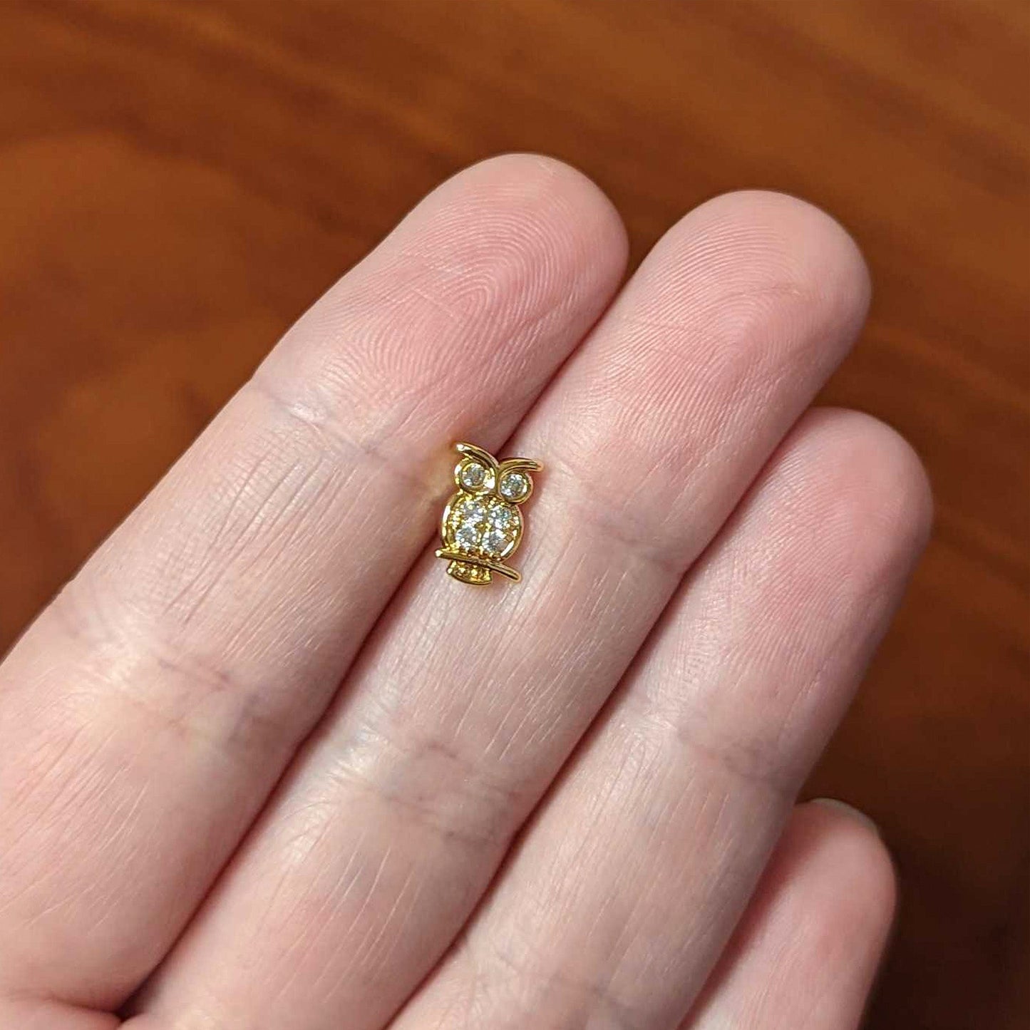 16G 5/16 Clear CZ Gem Gold Hue Owl Internal Thread Labret Tragus