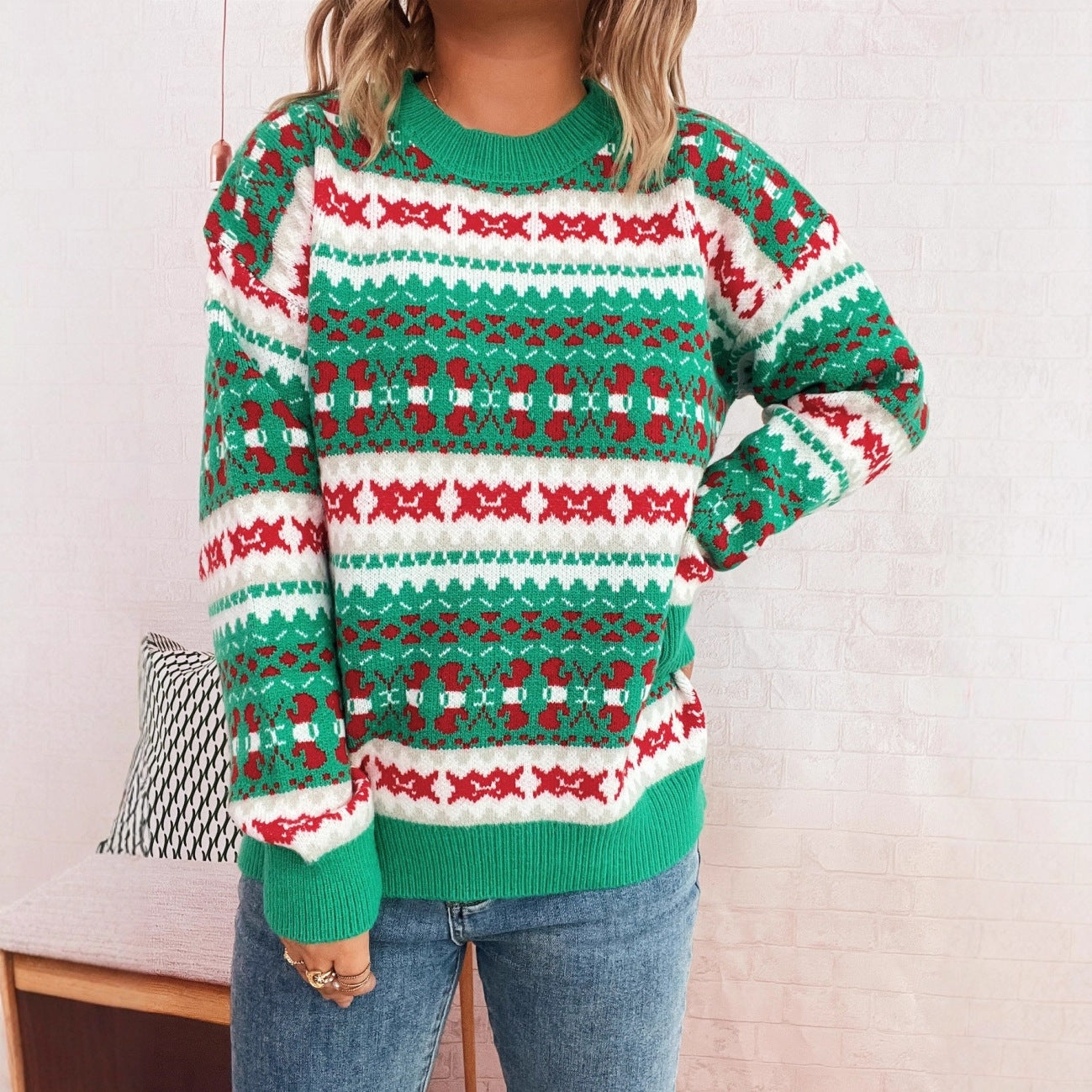 Autumn Winter Cute Pattern Christmas Jacquard Contrast Color round Neck Long Sleeved Knitted Pullover Casual Sweater
