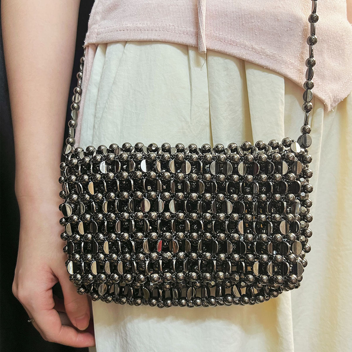 Western Niche Beaded Bag Women Beaded Woven Small Square Bag Mobile Phone Bag High End Sweet Cool Messenger Bag