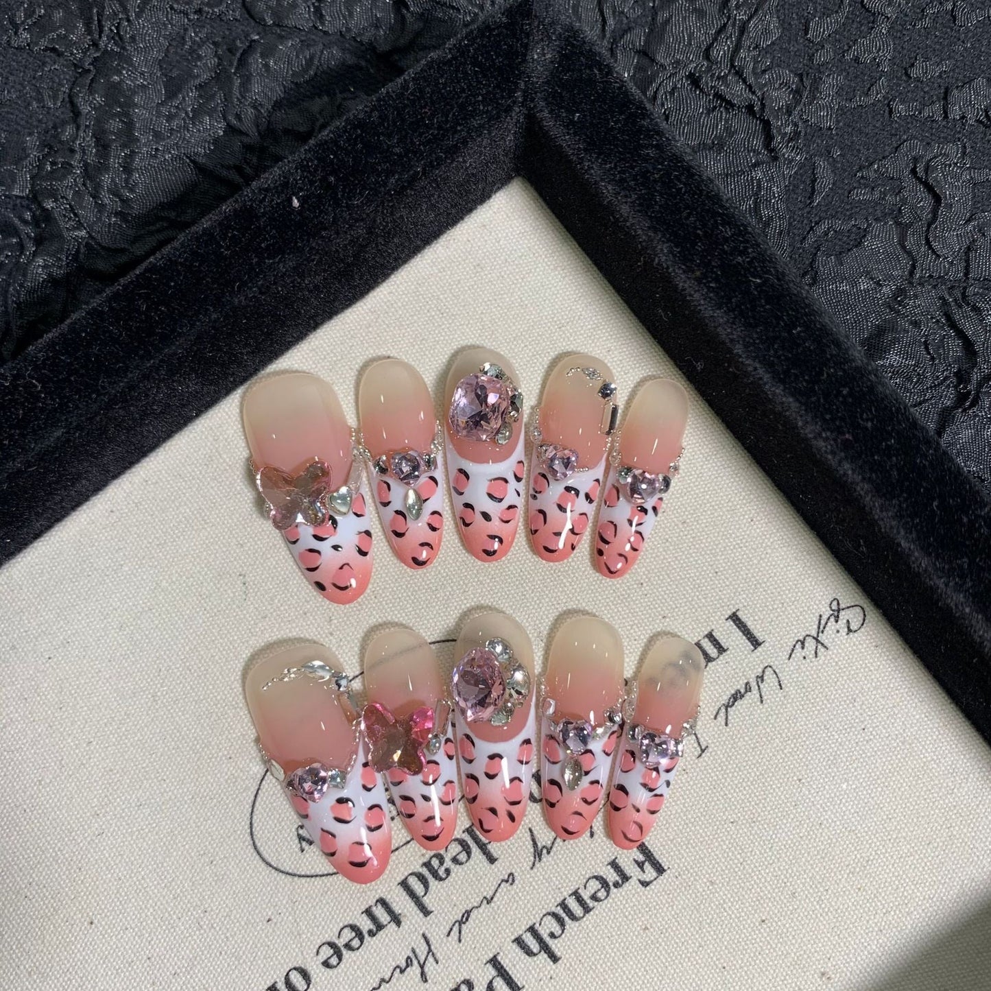0999- Handmade press on nails fake nails removable