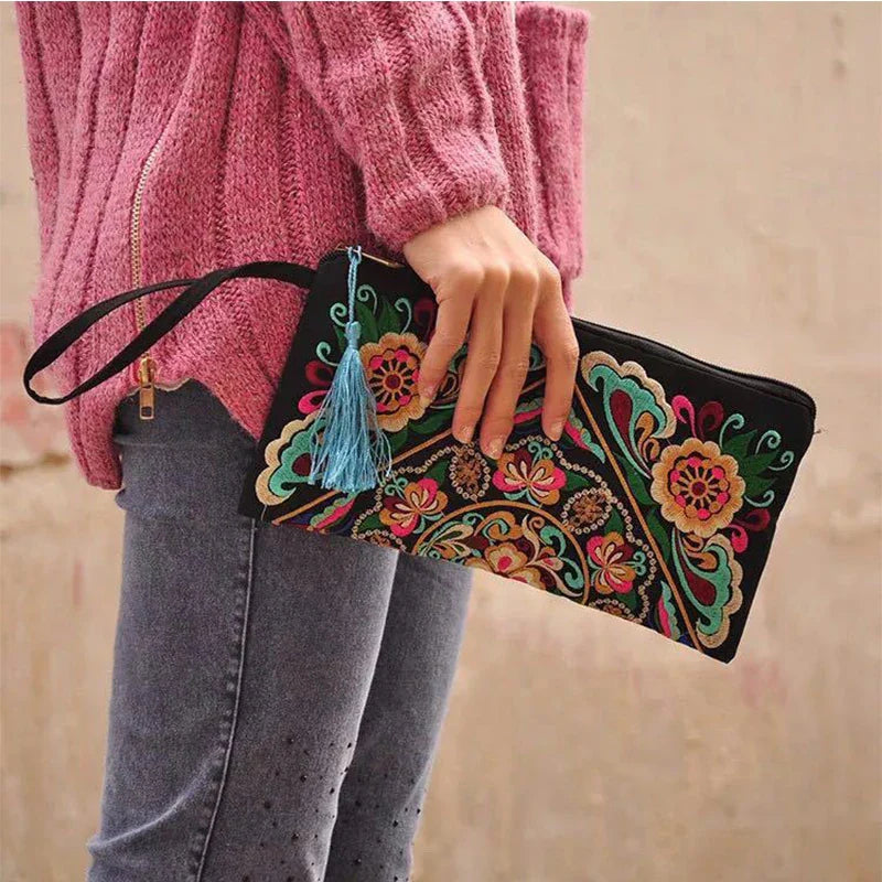 Luxury Design Flowers Clutches Pouch | Fashion Women's Wallet Wrist Handbag & Lady Vintage Envelope Phone Purse (Card Holders Pocket)