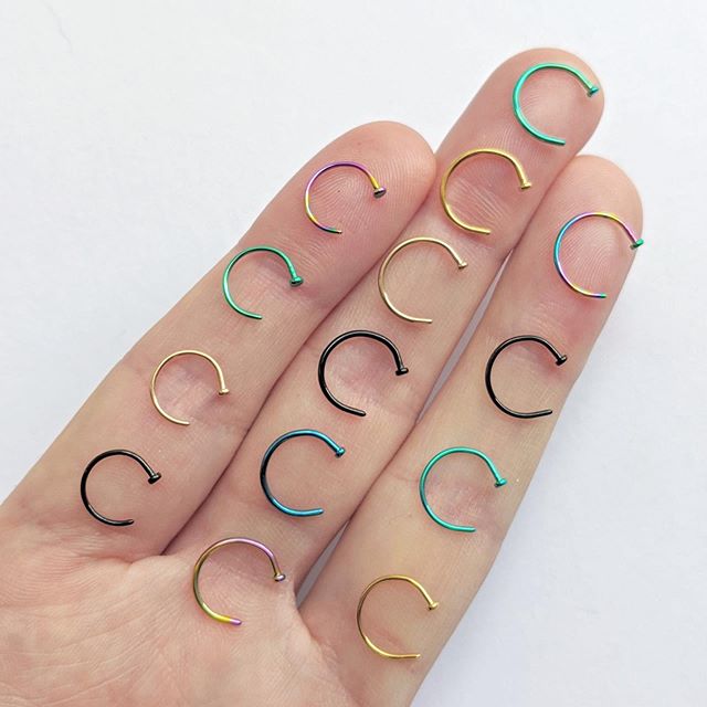 18G 3/8 Blue Anodized Titanium Nose Hoop