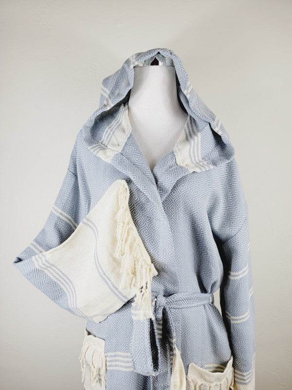 Unisex Robe, Beach or spa Robe with pockets - Sky