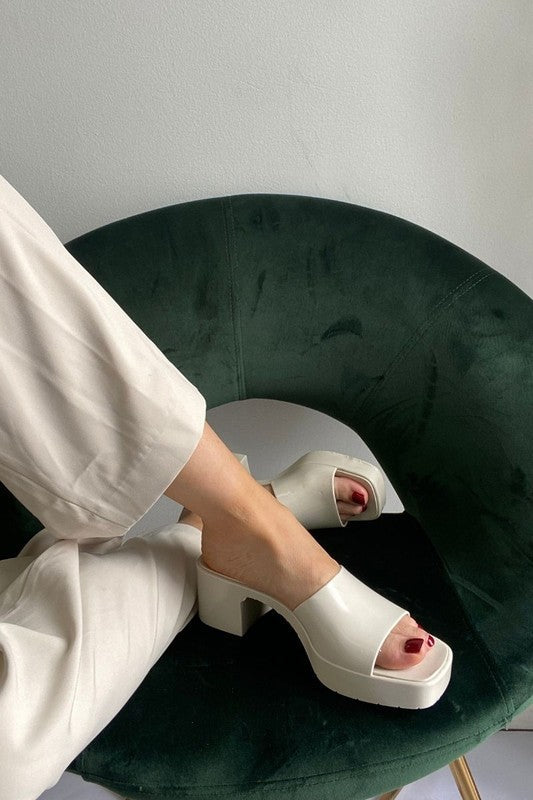 ROSE SLIP ON COMFORTABLE HEELS