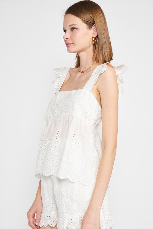 RUFFLE SLEEVE HEM EYELET TOP