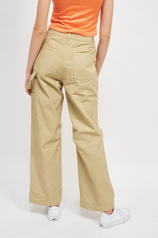 HIGH RISE FIT CARGO PANTS