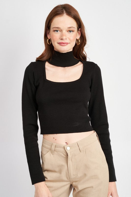 TURTLE NECK CROP TOP WTIH CUT OUT