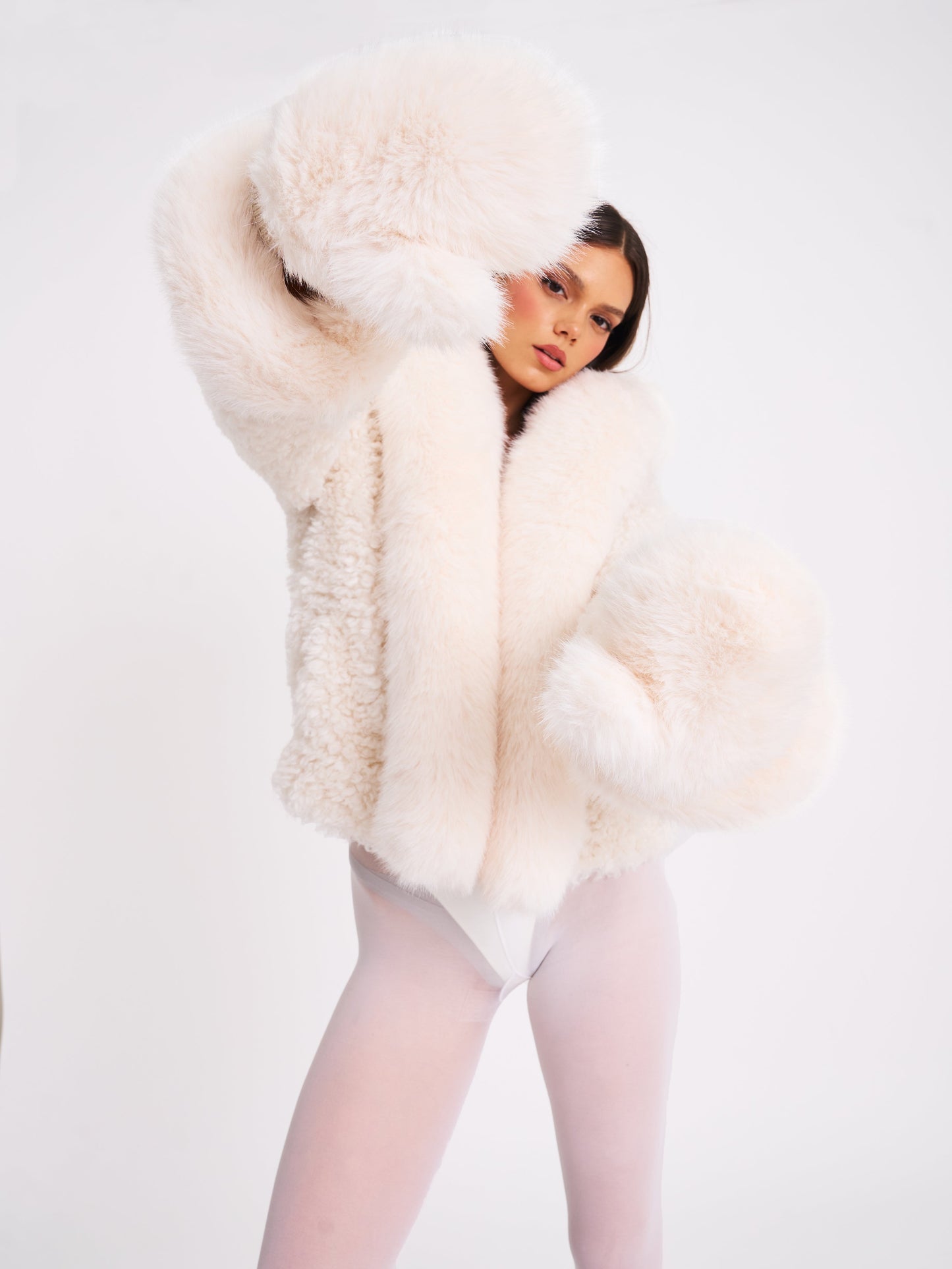 Katia White Faux Fur Mittens