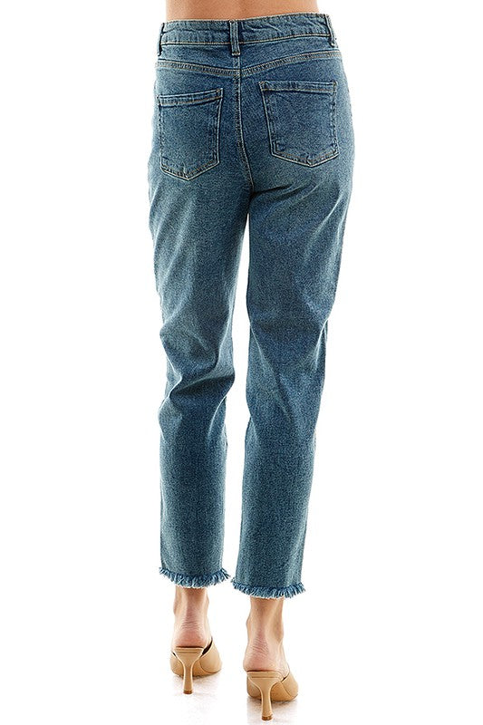 DISTRESSED DETAILED STRAIGHT LEG JEANS