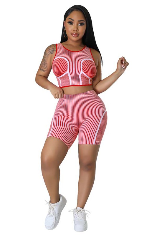 TWO PIECE SET TOP AND SHORT