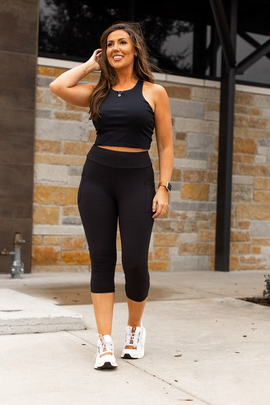 Black CAPRI with POCKETS