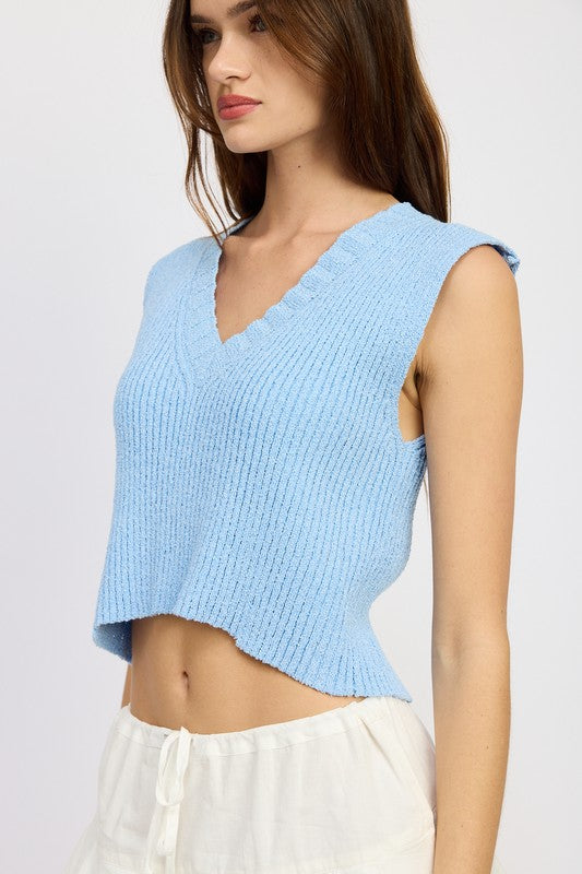 CROP VEST STYLE TOP