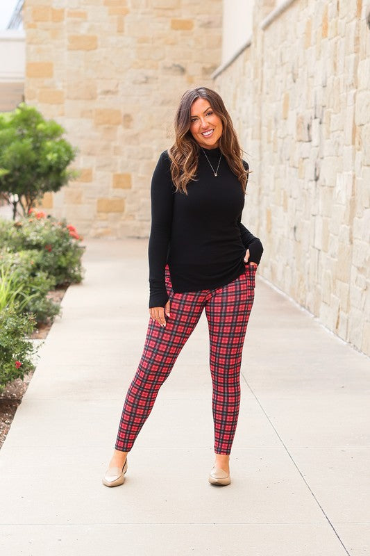 The Holly Plaid Leggings Round 1