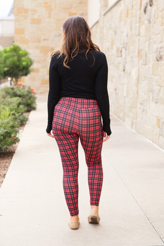 The Holly Plaid Leggings Round 1