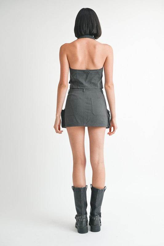 EXPOSED CARGO POCKET MINI SKIRT