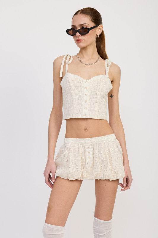 BUTTON UP SLEEVELSS TOP