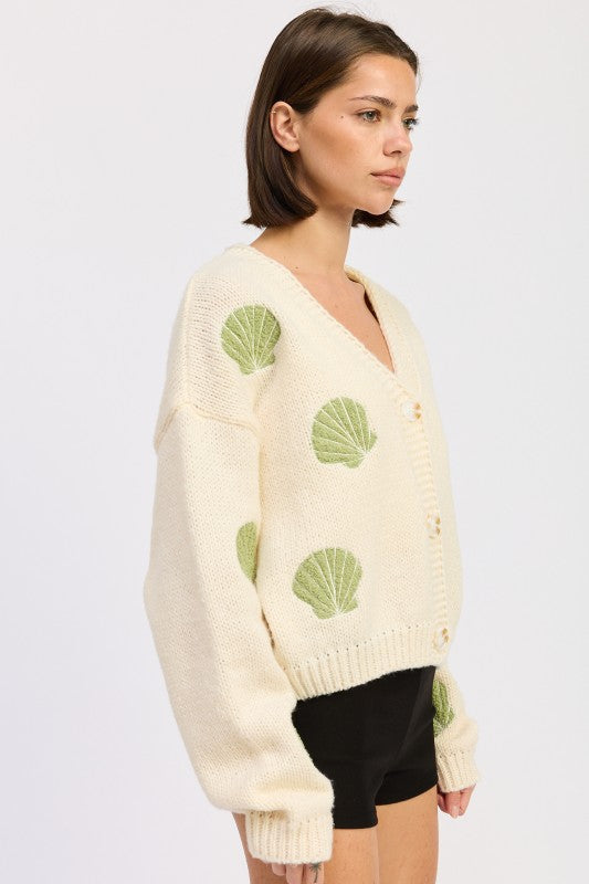 V NECK BUTTON FRONT APPLIQUE CARDIGAN