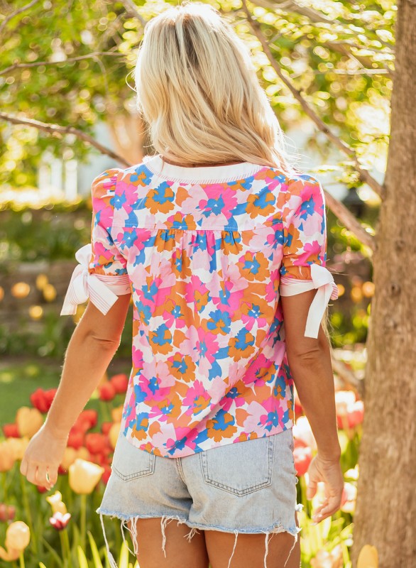 Aleia Floral Knotted Short Sleeve Blouse