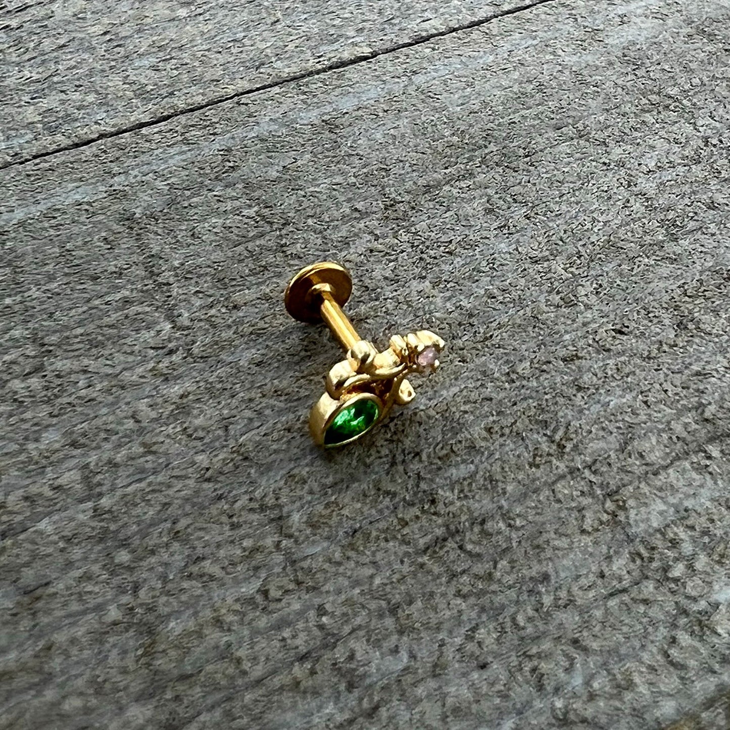 16G 1/4 Green Gem Gold Tone Shades of Spring Labret