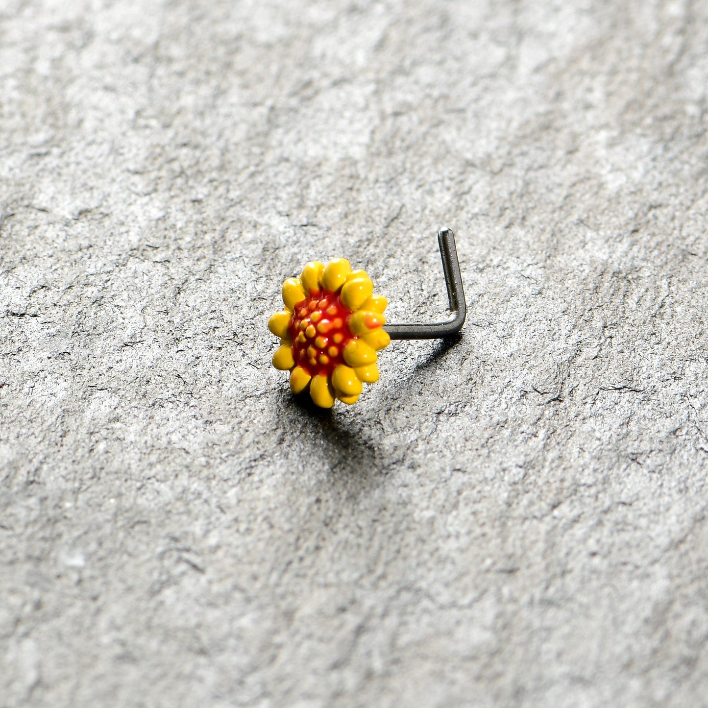 20G 7mm Happy Yellow Sunflower L Shape Nose Ring