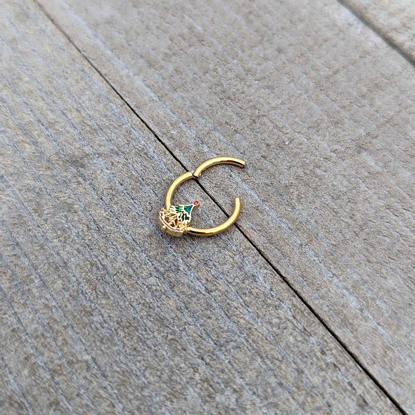 16G 3/8 Red Gem Gold Tone Deco Holiday Tree Hinged Segment Ring