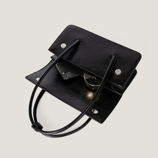 Design oil wax leather shoulder armpit bag, stylish tote bag, top handle purse for women