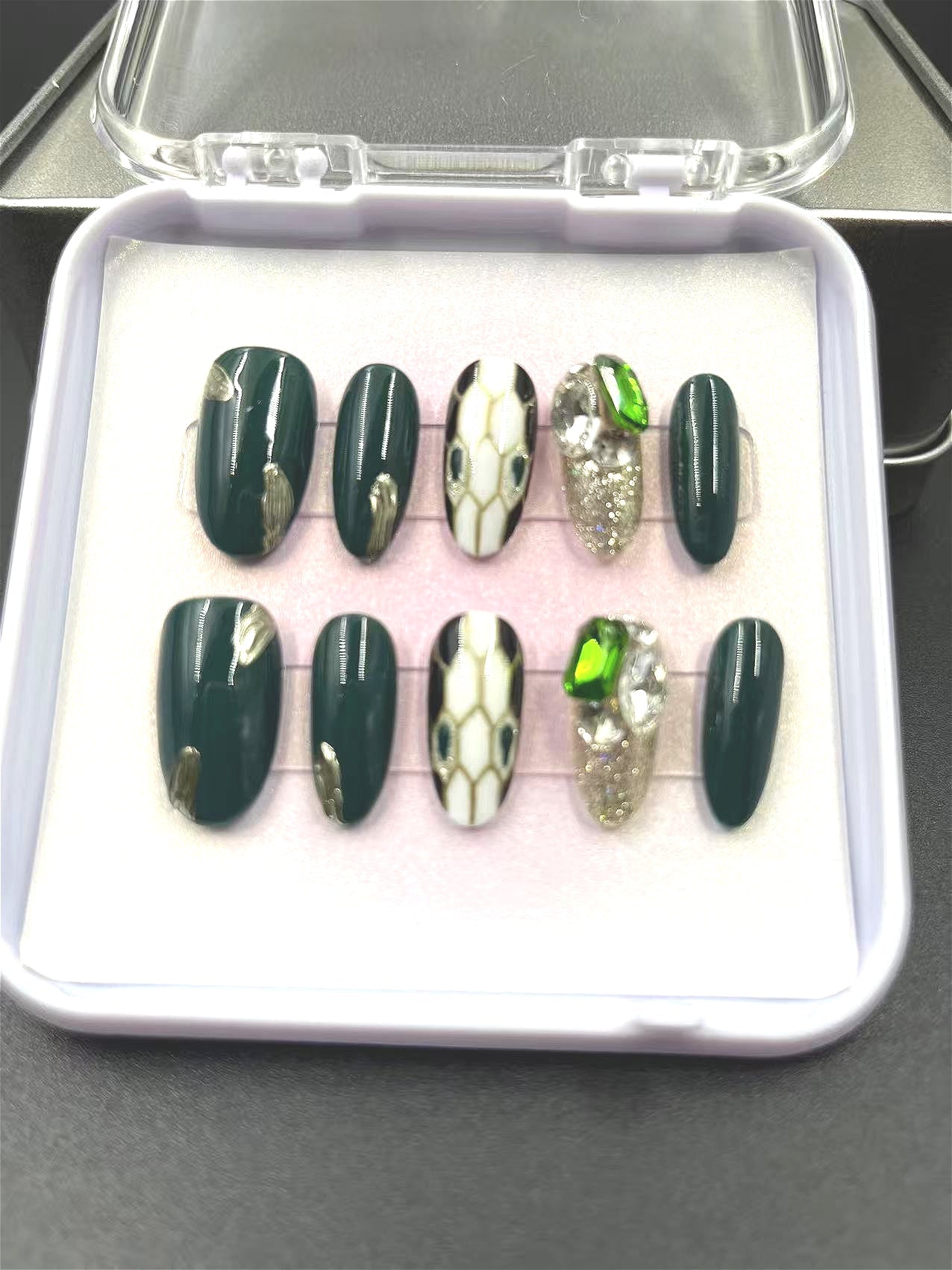 1047- Handmade press on nails fake nails removable