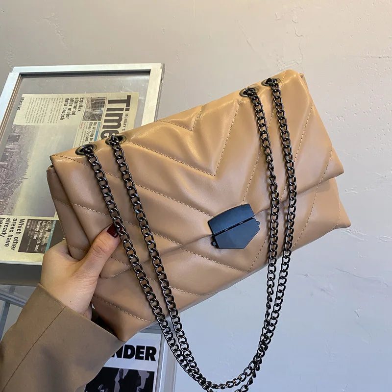 Luxury Chains Shoulder Bag for Women | PU Leather Armpit Bag & Fashion Messenger (Small Flap Crossbody Bag, Lady Shopping Pouch)