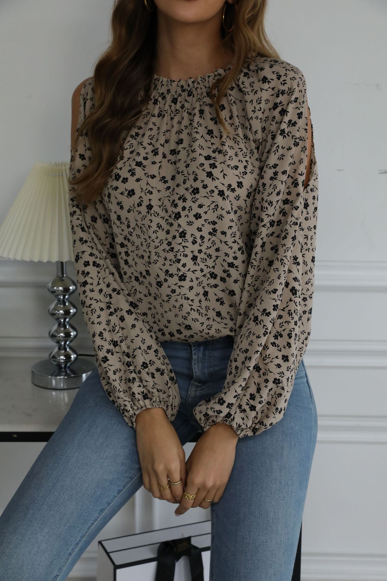 Autumn Small Floral Print Long Sleeve off Shoulder Top for Women
