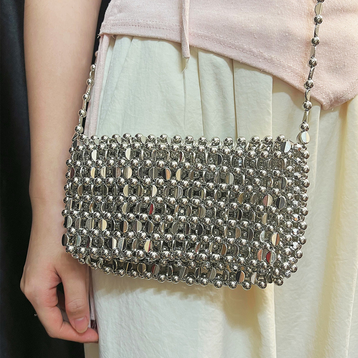 Western Niche Beaded Bag Women Beaded Woven Small Square Bag Mobile Phone Bag High End Sweet Cool Messenger Bag