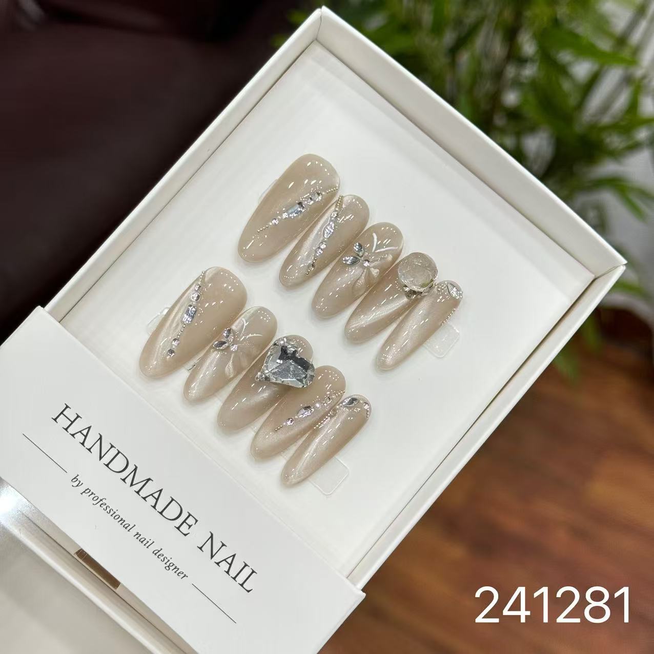 1028- Handmade press on nails fake nails removable