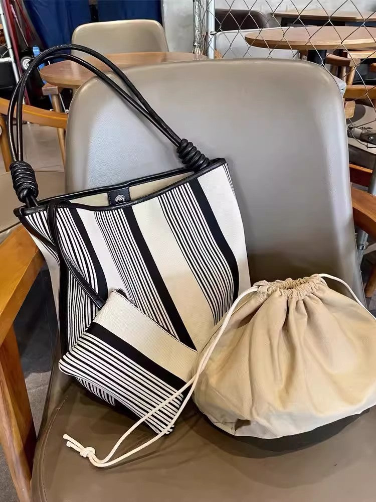 Autumn and winter tote bag, bucket bag female large capacity, commuter bag weaving shoulder, armpit bag large