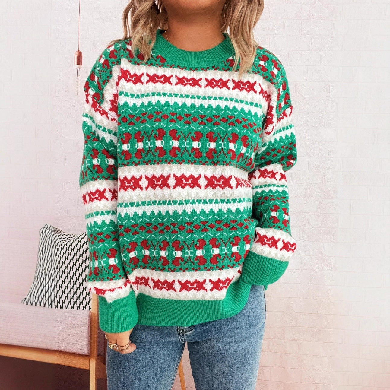 Autumn Winter Cute Pattern Christmas Jacquard Contrast Color round Neck Long Sleeved Knitted Pullover Casual Sweater