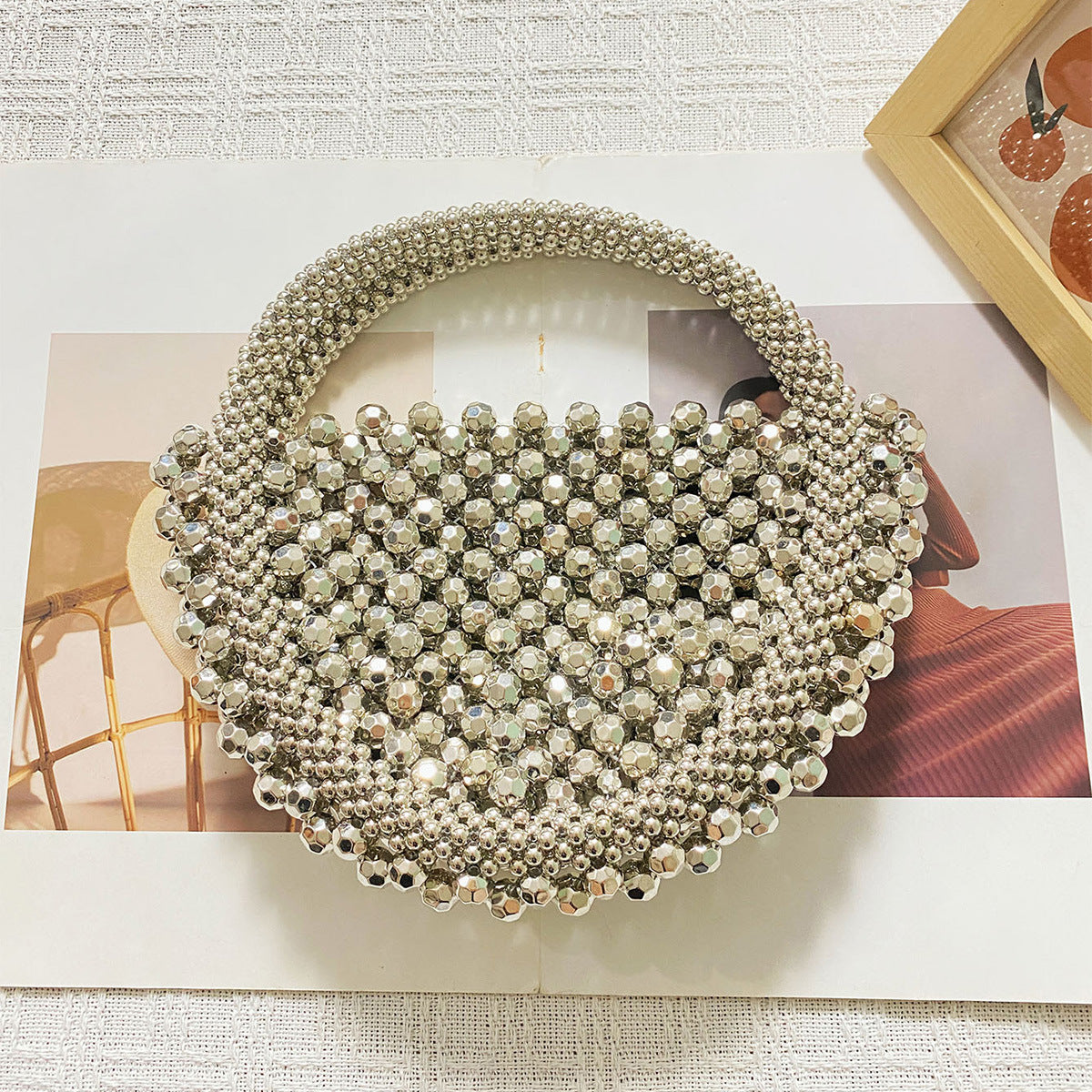 Light Luxury Handmade Beaded Bag Woven French Minority Half Month round Hand Dinner Bag