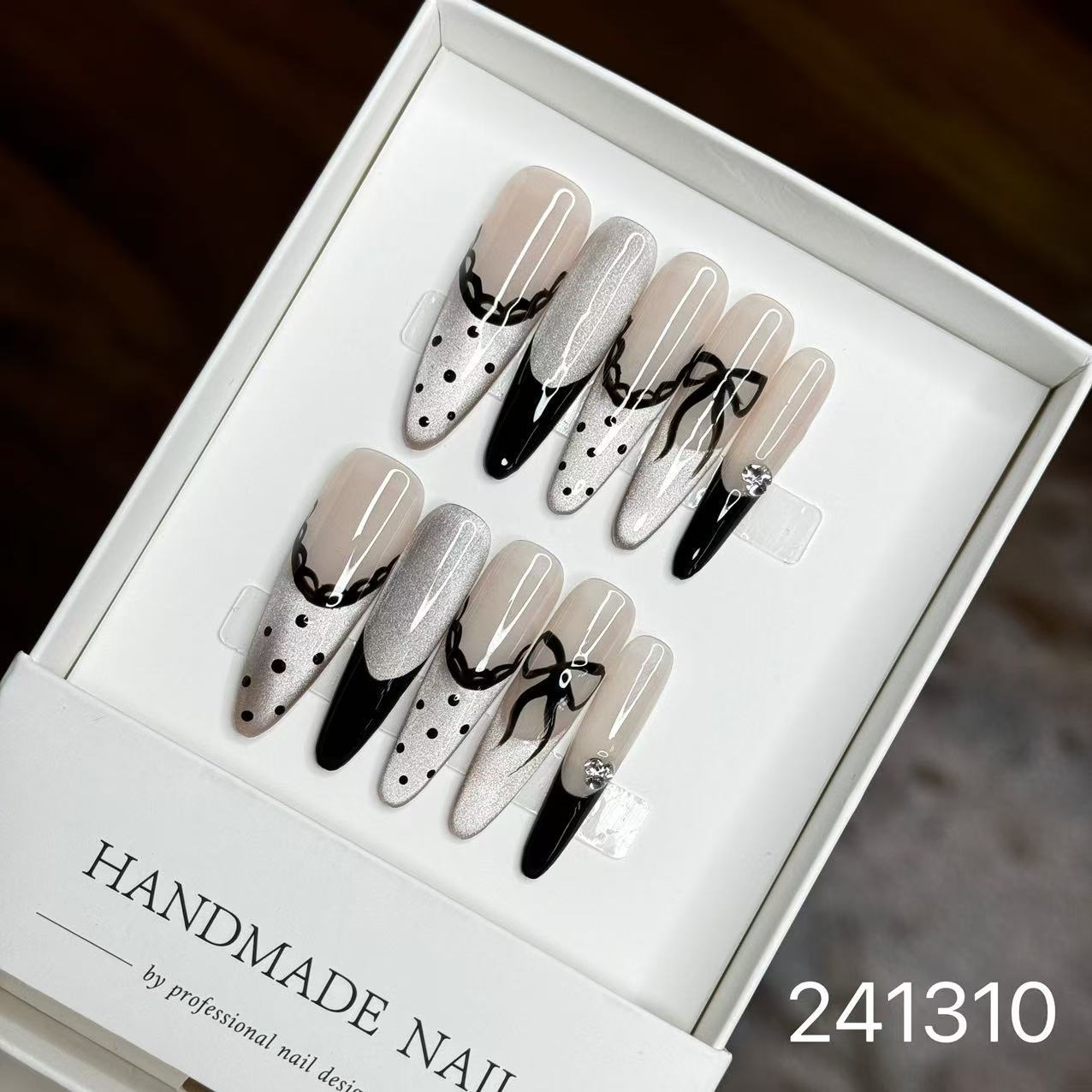 1031- Handmade press on nails fake nails removable