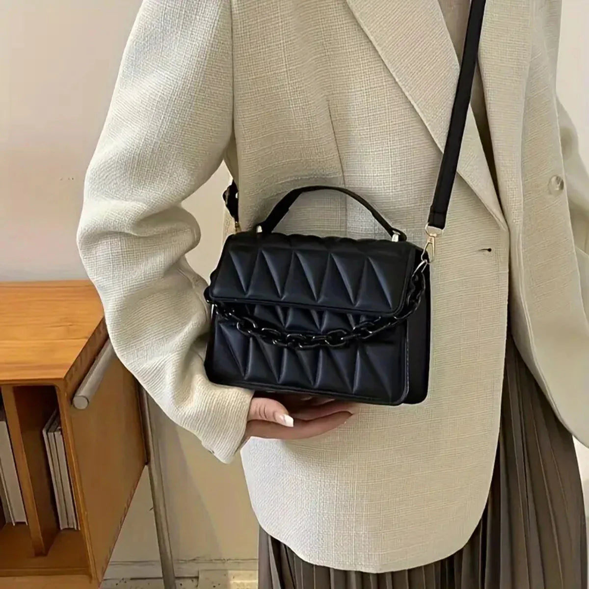 Diamond Chain Handbag Women's | Fashion Retro Embossed Small Square Bag & Single Shoulder Crossbody Bag