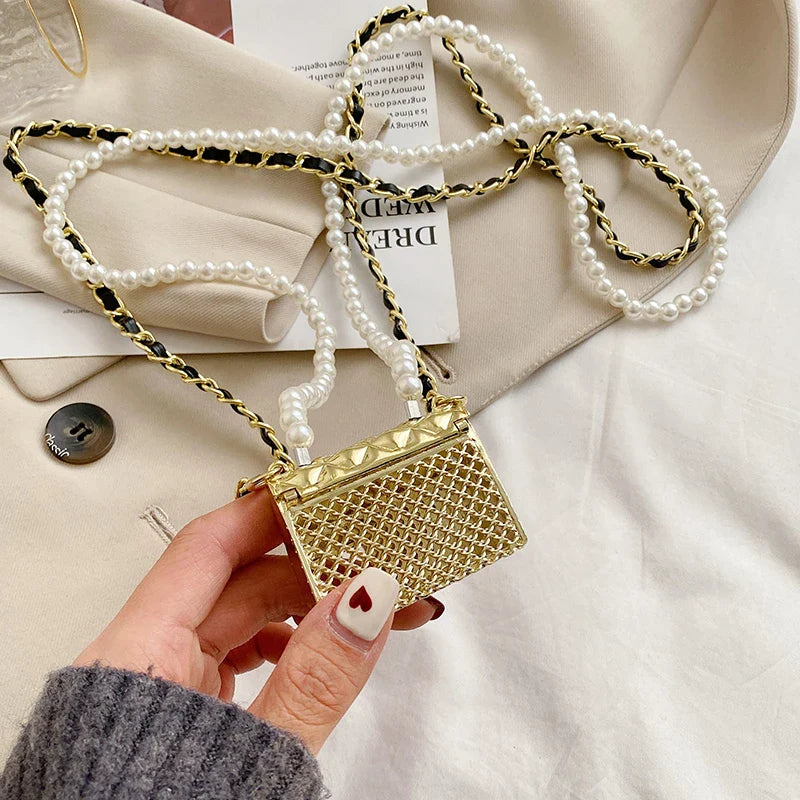 Fashionable Metal Shoulder Bags for Women | High Quality Crossbody Bag & Designer Clothing Accessories (Satchel Cute Mini Diamond Bag)