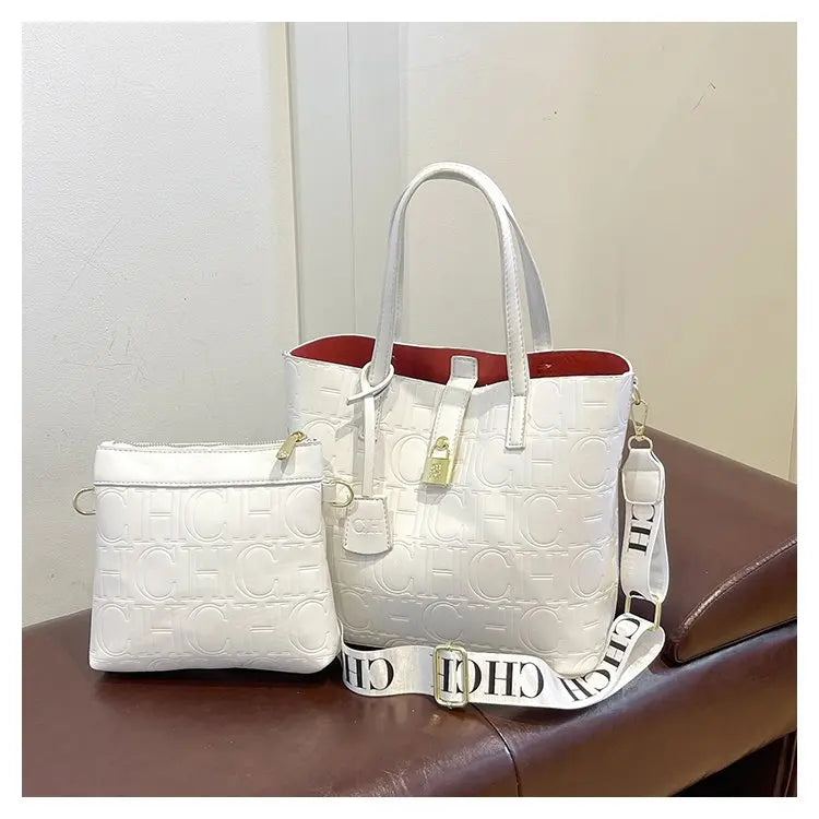 Women's New Large-Capacity Bucket Bag | Winter Fashion Letter Printing Temperament Versatile Messenger Bag