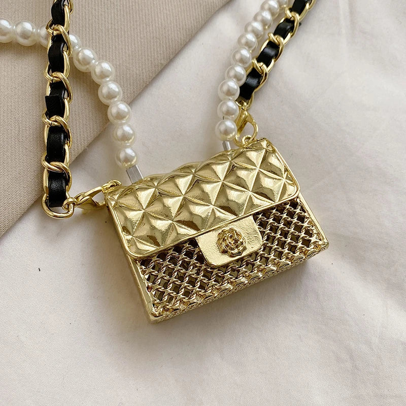 Fashionable Metal Shoulder Bags for Women | High Quality Crossbody Bag & Designer Clothing Accessories (Satchel Cute Mini Diamond Bag)