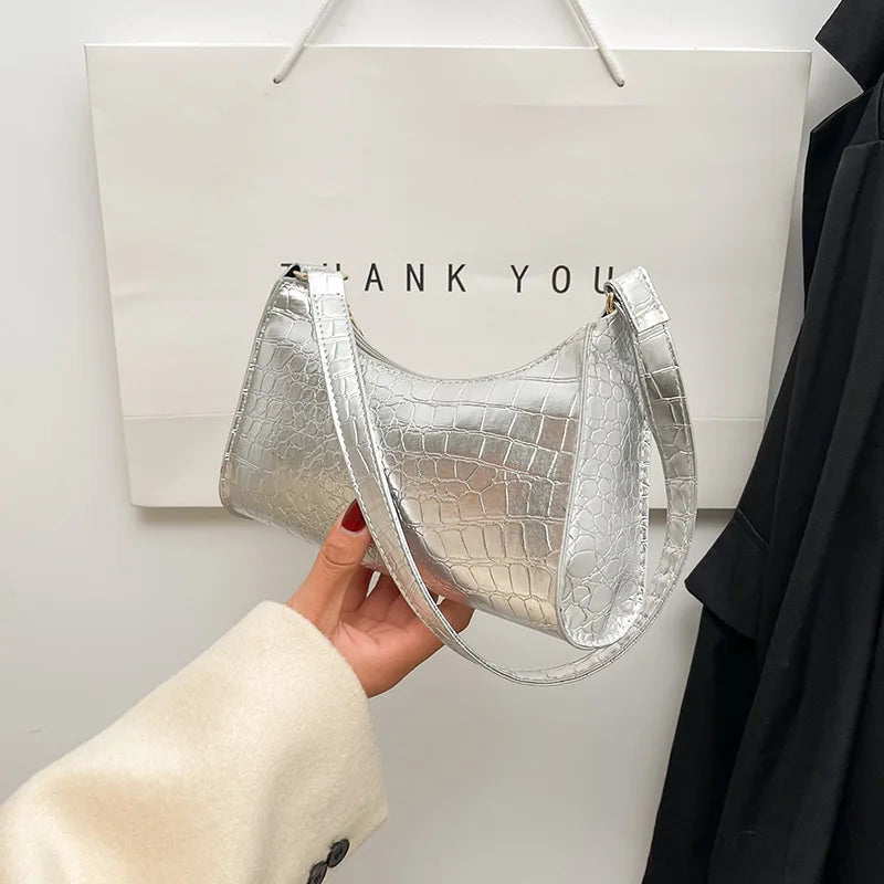 Fashion Exquisite Shoulder Bag | Retro Casual Women's Tote & Female Leather Solid Color Chain Handbag (Small Square Armpit Bag)