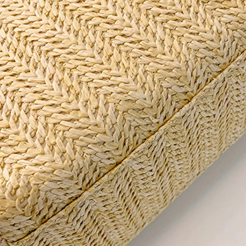Luxury Design Women's Raffia Large Capacity Tote Handbag | Summer Beach Vacation Bohemian Shoulder Bag (Soft, Zipper Closure)