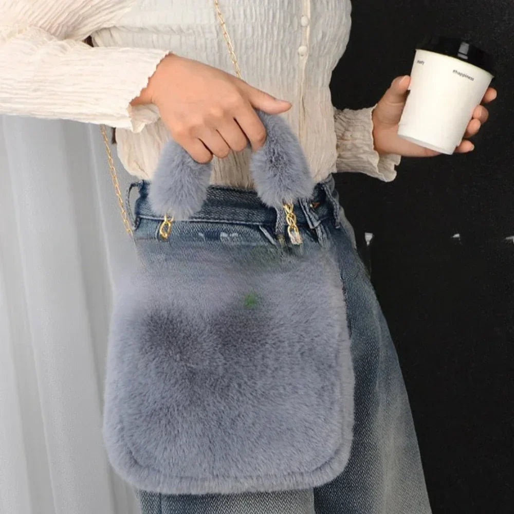 Fashion Women's Fluffy Shoulder Bag | Female Winter Chain Underarm Bag & Soft Plush Handle Handbag (Solid Color)
