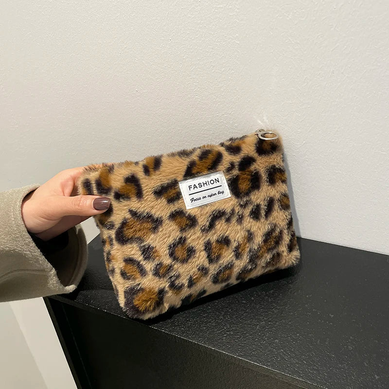 Leopard Print Retro Makeup Bag | Large Capacity Cosmetic Bag & Fashion Portable Storage Bag (Travel Toiletry Bag)