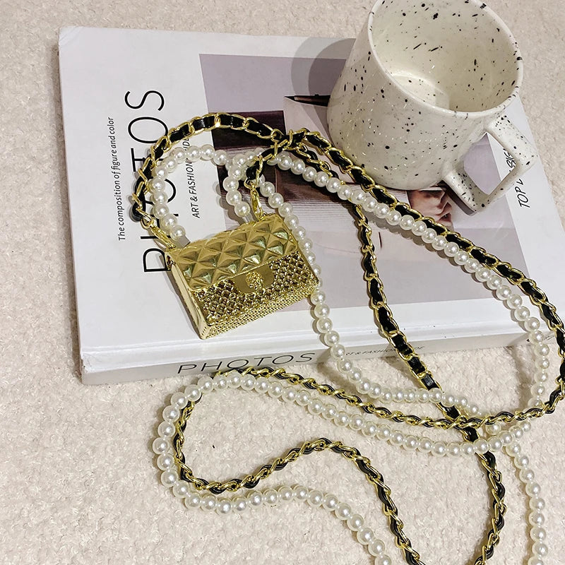 Fashionable Metal Shoulder Bags for Women | High Quality Crossbody Bag & Designer Clothing Accessories (Satchel Cute Mini Diamond Bag)