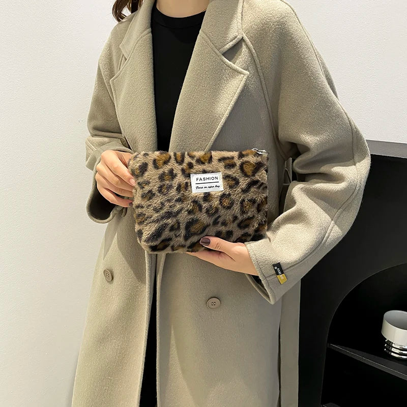 Leopard Print Retro Makeup Bag | Large Capacity Cosmetic Bag & Fashion Portable Storage Bag (Travel Toiletry Bag)