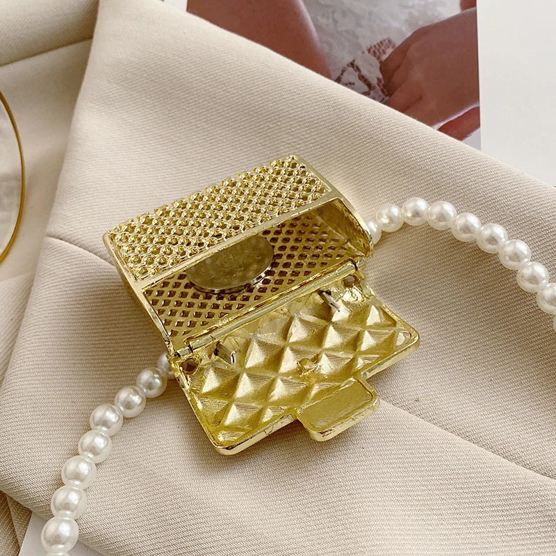 Fashionable Metal Shoulder Bags for Women | High Quality Crossbody Bag & Designer Clothing Accessories (Satchel Cute Mini Diamond Bag)