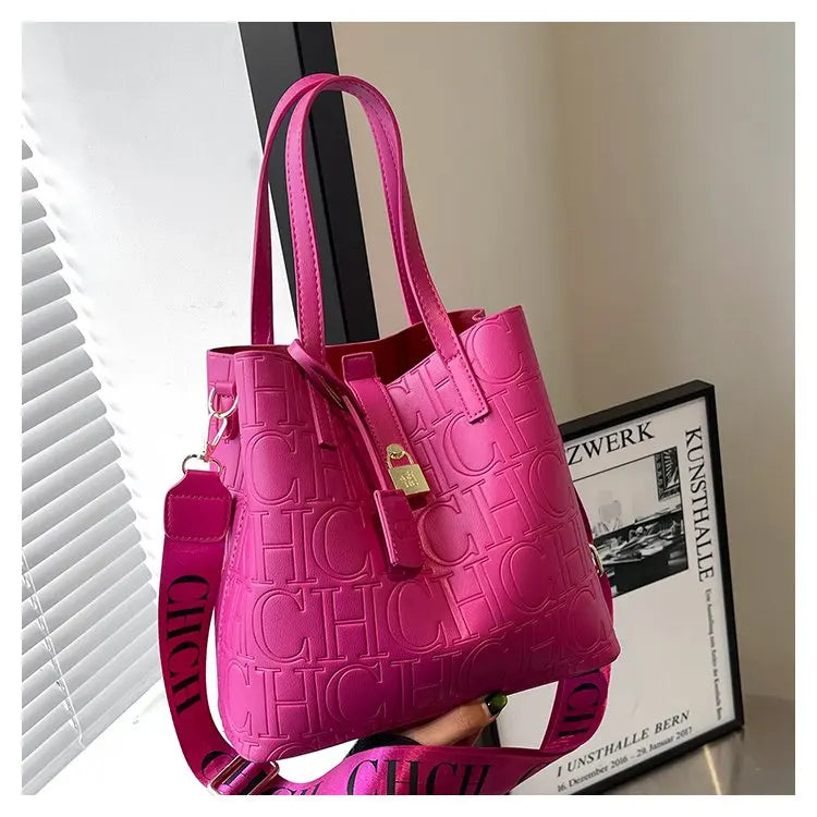 Women's New Large-Capacity Bucket Bag | Winter Fashion Letter Printing Temperament Versatile Messenger Bag