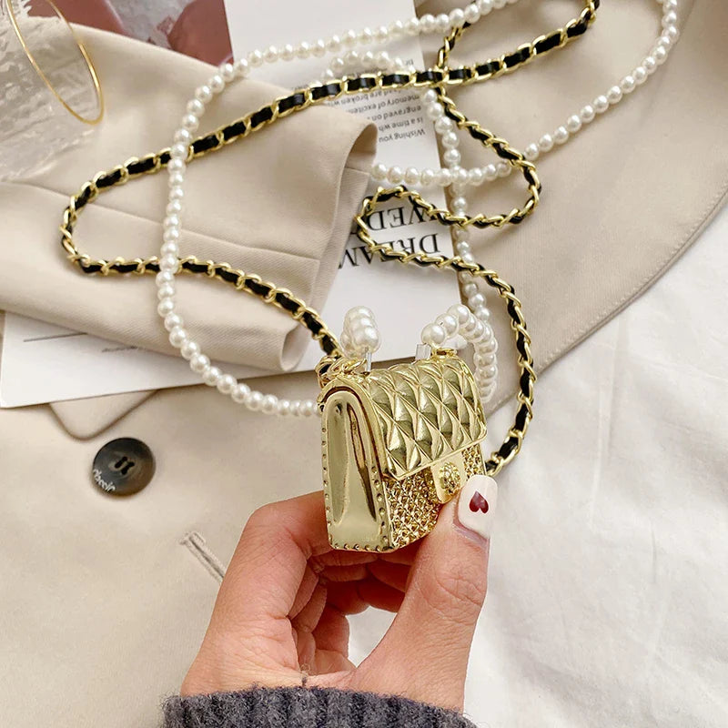 Fashionable Metal Shoulder Bags for Women | High Quality Crossbody Bag & Designer Clothing Accessories (Satchel Cute Mini Diamond Bag)