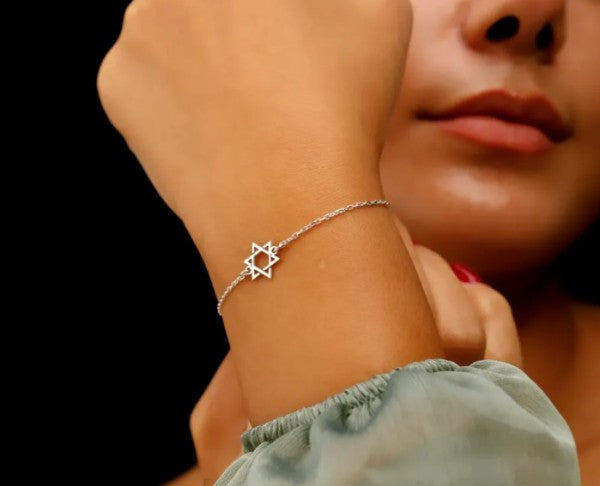 Minimalist Star of David Bracelet