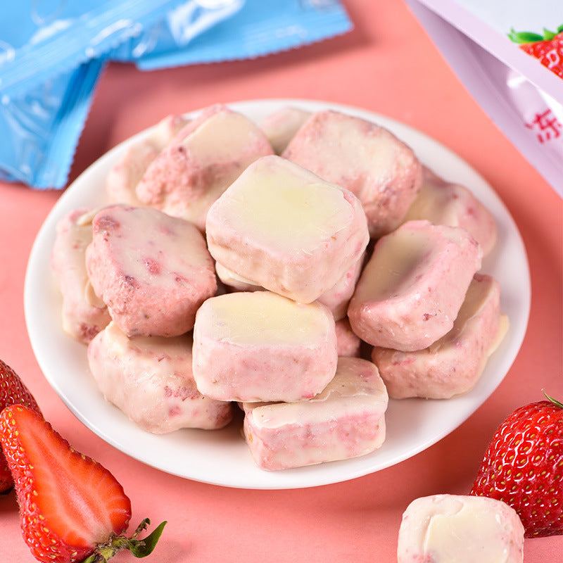 Freeze-dried Yogurt Cubes With Fruit Pieces Strawberry Blueberry